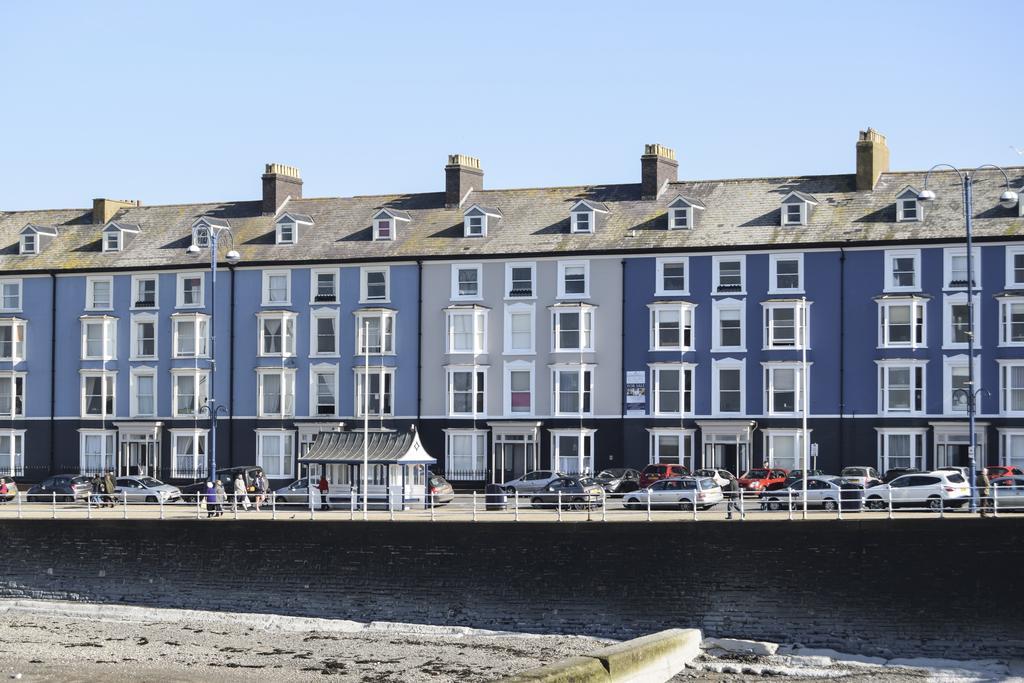Awel Mor Holiday Apartment Aberystwyth Exterior photo